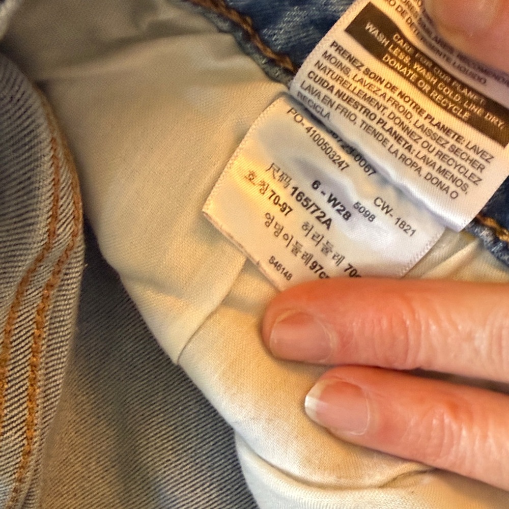 Denizen from Levi's womens 's Pale Blue Slim Jeans - mid rise boyfriend cropped - Picture 3 of 4